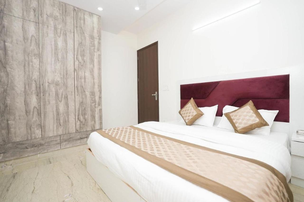 Sarthi In Jangpura Bhogal Near Nizamuddin Railway Station Hotel New Delhi