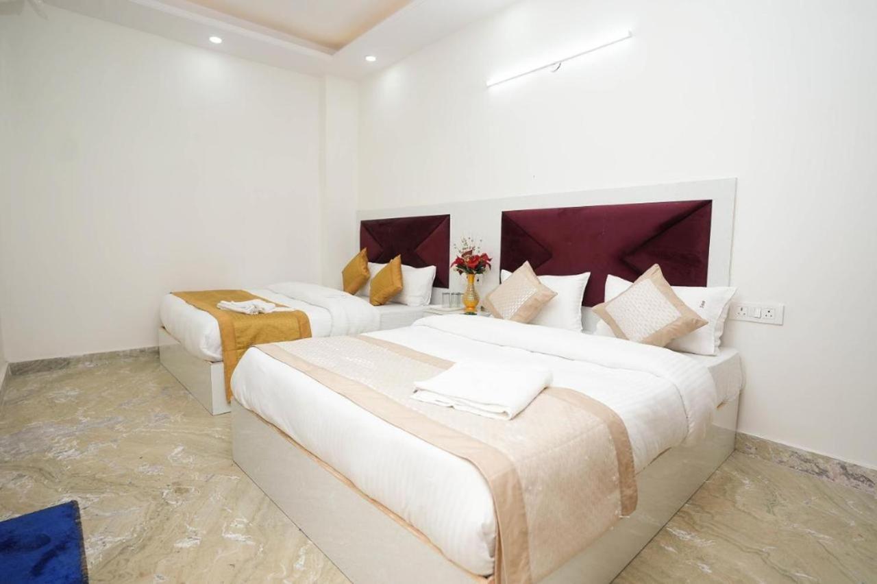 Hotel Sarthi Guest House In Jangpura Bhogal Near Nizamuddin Railway Station
